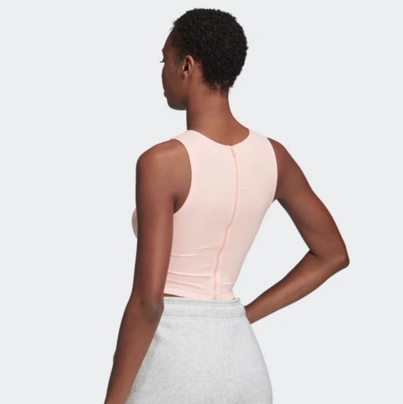 Zippable Ribbed Tank Top - Picture 3 of 9